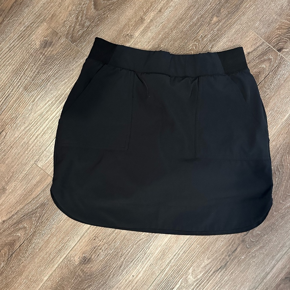 Chic Black Skort Women